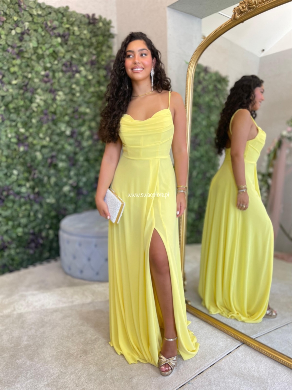 Dora amarelo