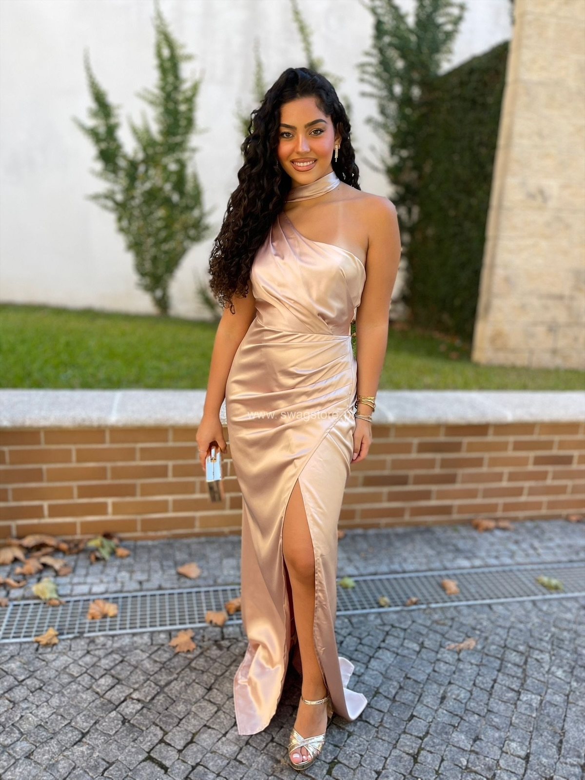 EMILIA TAUPE