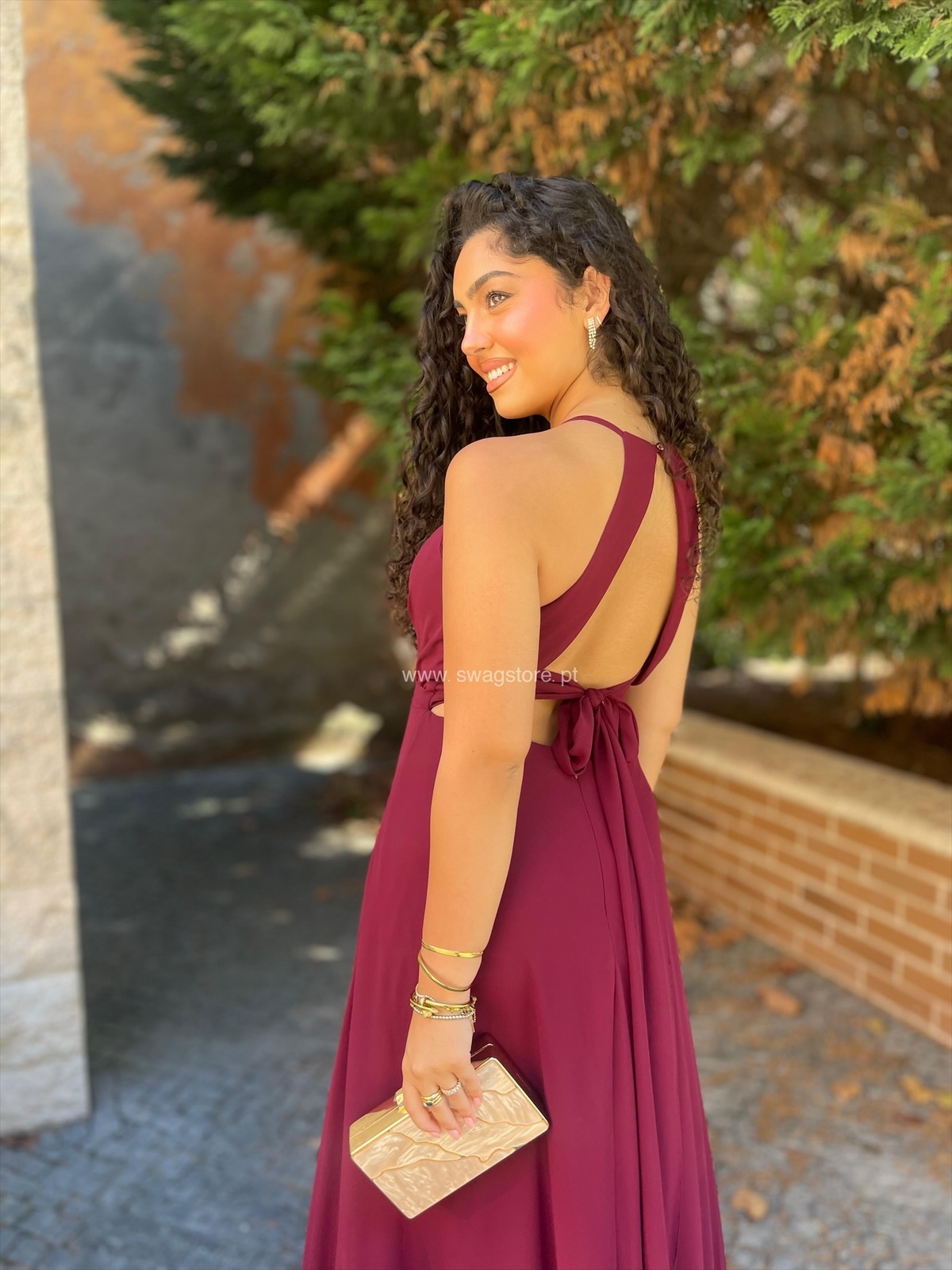 NEUZA BURGUNDY